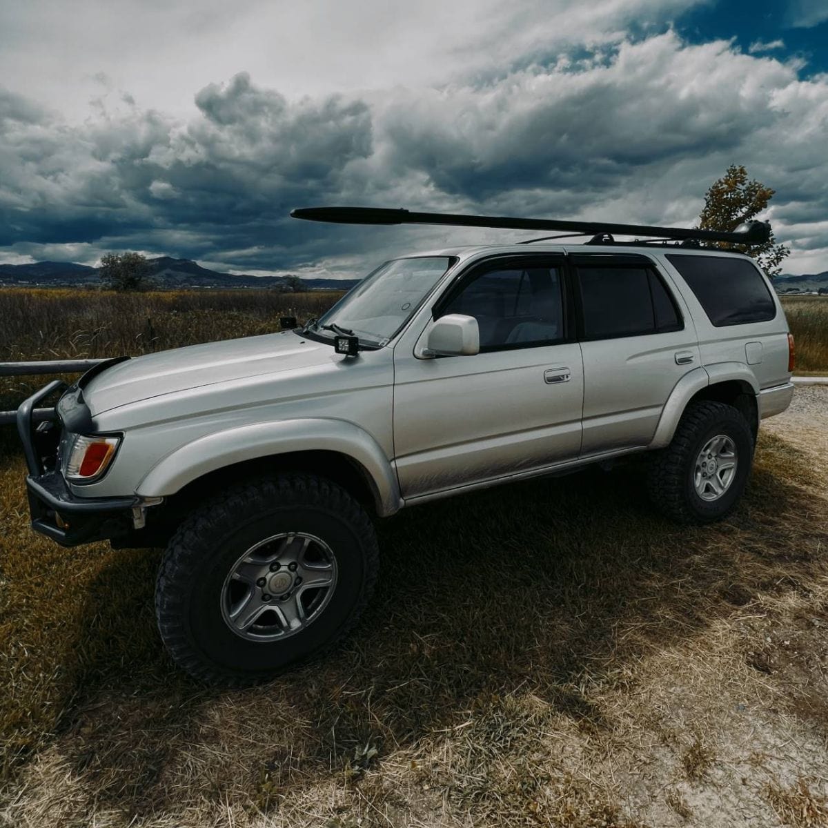 Fly fishing roof discount rack