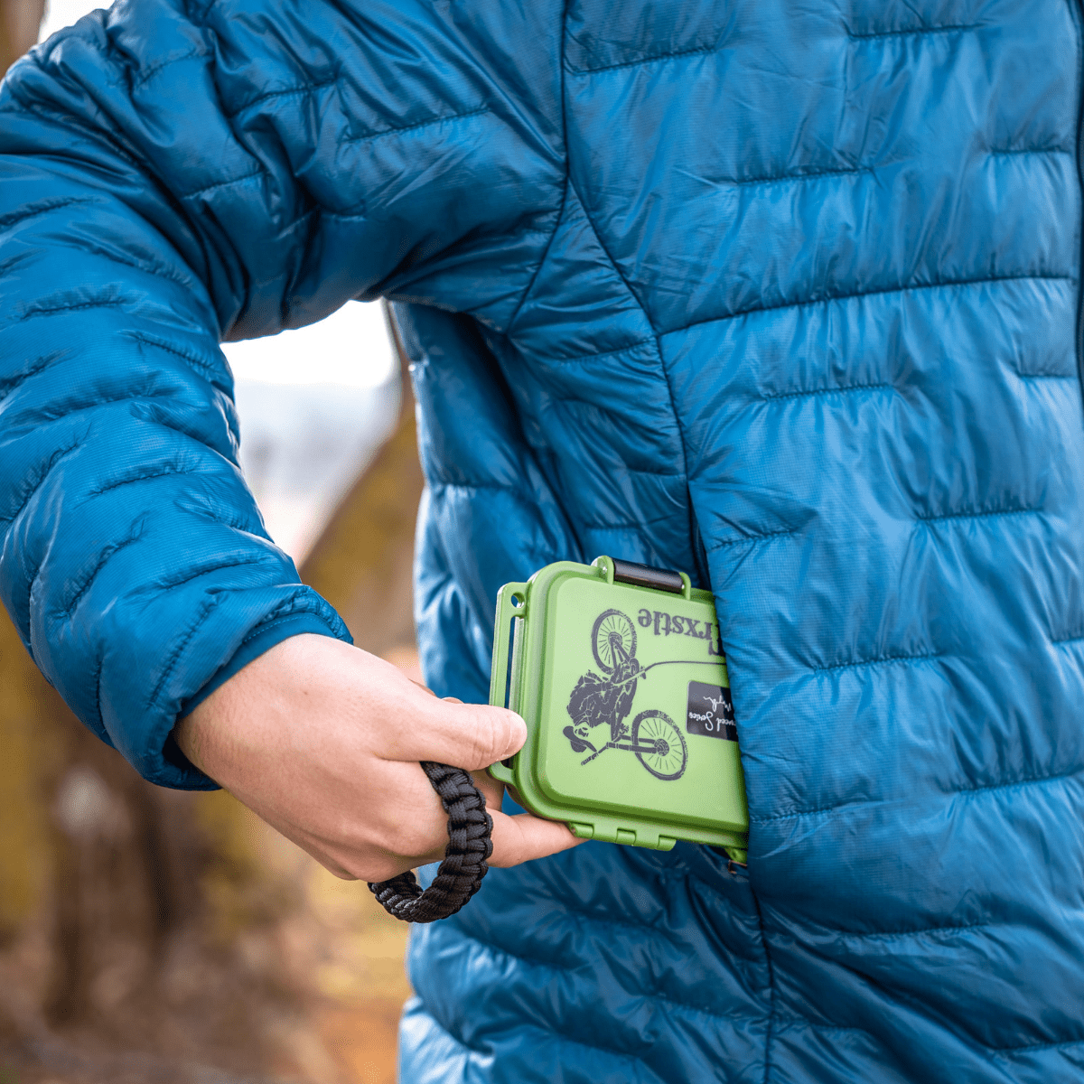 River Locker | Waterproof Case and Dry Box with Lanyard – Trxstle